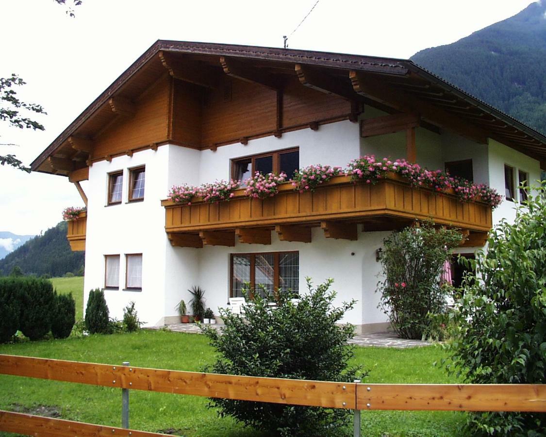 Ferienwohnung Steinlechner-Meyer Elisabeth Stumm Exterior foto